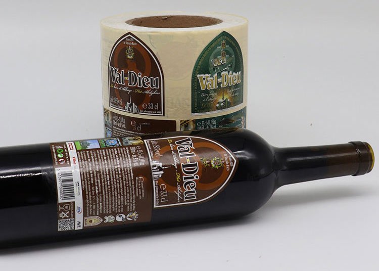 Étiquettes adhésives pour vins